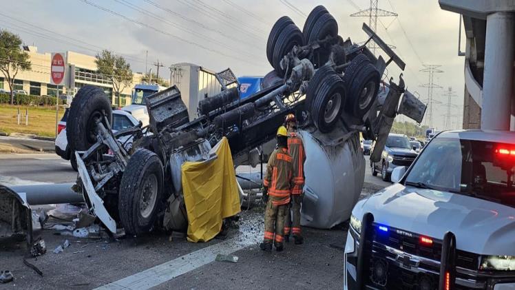 Personal Injury Lawyer in Houston, Texas: Legal Help for Victims of Jackknife Truck Accidents